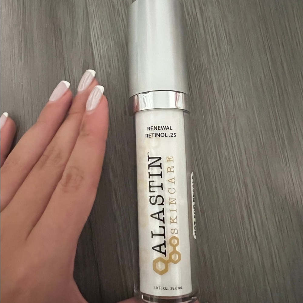 Alastin Renewal Retinol .25 1 Fl Oz